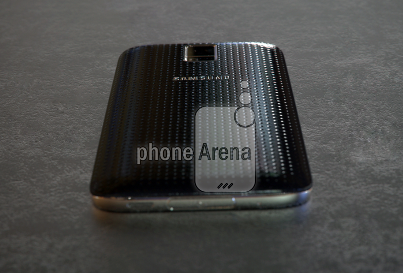 Leaked-pictures-of-the-Samsung-Galaxy-S5-Prime-1