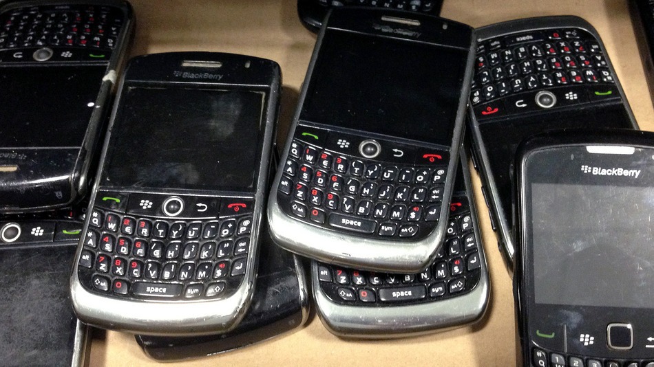 Blackberry crisi